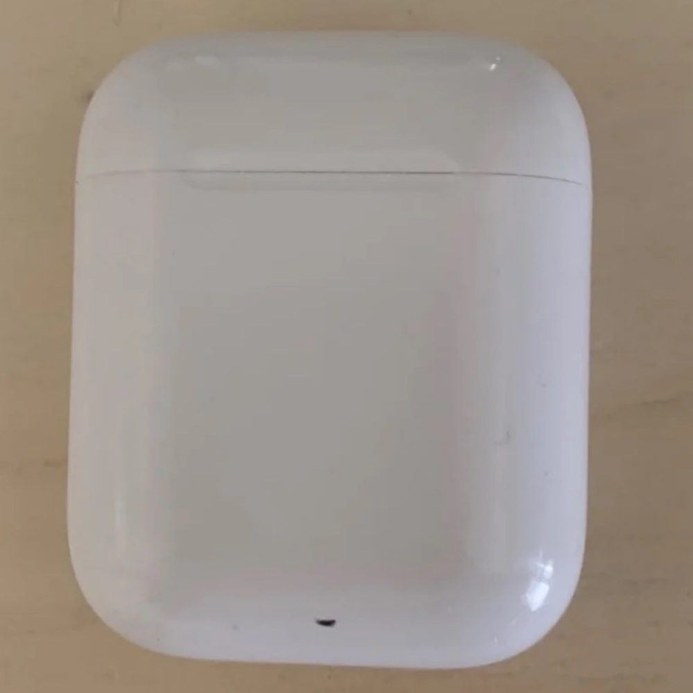 Apple AirPods 1st generation